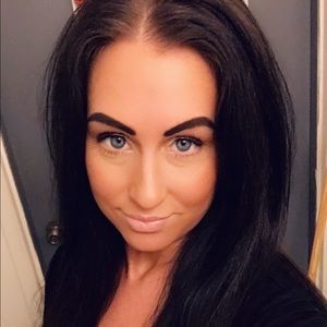 Meet your Posher, Carlie